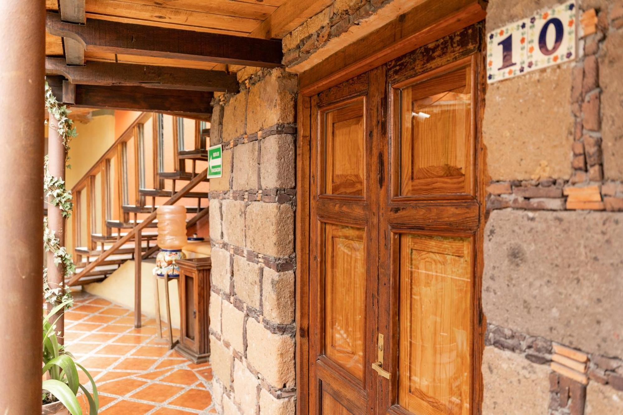 Hotel Casamia โดโลเรสฮิดัลโก ภายนอก รูปภาพ